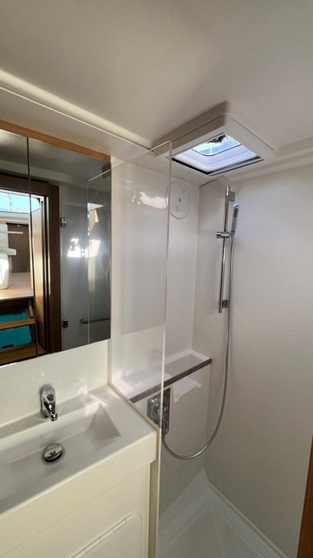 Excess Excess 11 - 4 + 2 cab. Smota