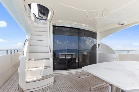 Marquis Yachts Marquis 720 Flybridge After Parr T