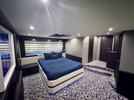 Marquis Yachts Marquis 720 Flybridge After Parr T