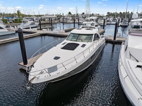 Sea Ray 60 Sundancer | Czarter jachtu USA | Travelboat