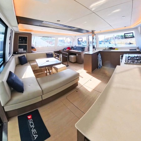 Leopard Catamarans / Robertson & Caine Leopard 50 - 5 + 1 cab Sonea