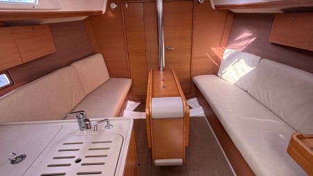 Dufour Yachts Dufour 310 GL Expensive Toy