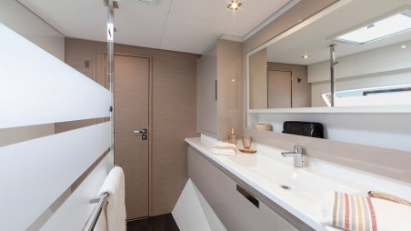 Fountaine Pajot Fountaine Pajot Elba 45 - 4 + 2 cab. Karina
