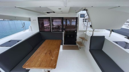 Fountaine Pajot Fountaine Pajot Isla 40 - 4 + 1 cab. Luna