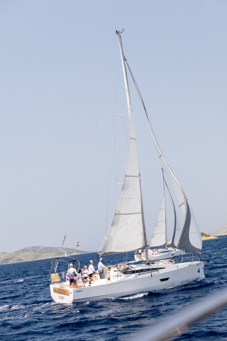 Elan Marine Elan E4 Shark