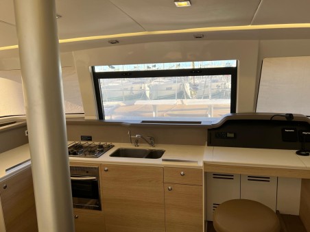 Catana Group Bali 4.1 - 4 + 2 cab. Paola