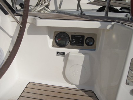 Bavaria Yachtbau Bavaria Cruiser 37 - 3 cab. Fiamma
