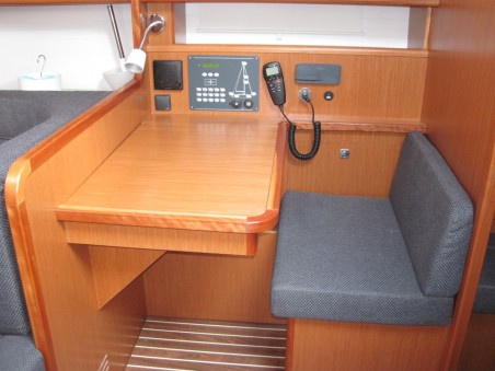 Bavaria Yachtbau Bavaria Cruiser 41 - 3 cab. Vittoria