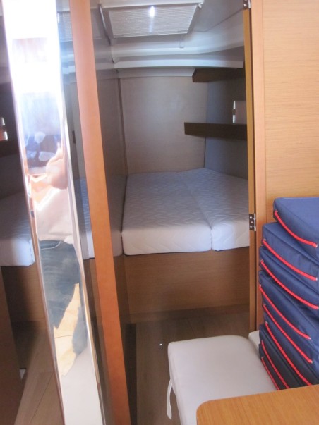Jeanneau Sun Odyssey 440 - 4 cab. Enrica