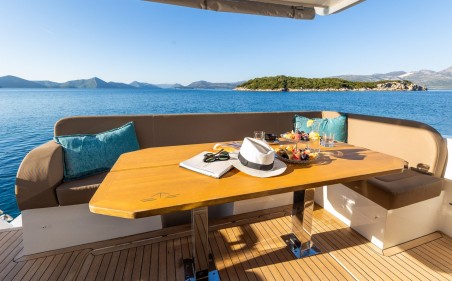 Sealine Sealine F430 Lomar