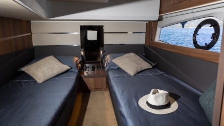 Sealine Sealine F430 Lomar