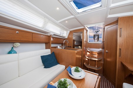 Bavaria Yachtbau Bavaria Cruiser 33 Adria Breeze
