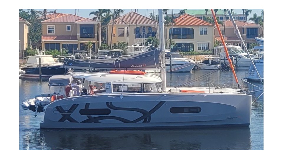 Excess Excess 11 - 3 cab. Angion