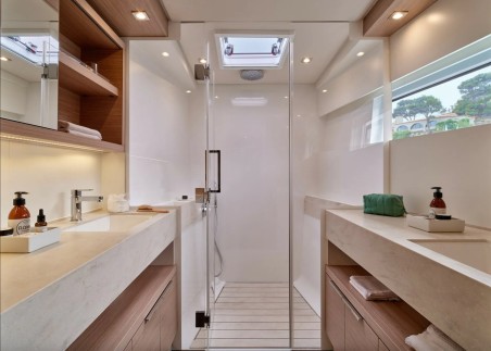 Lagoon-Bénéteau Lagoon 51 OW - 4 + 1 cab. Unconditional Love