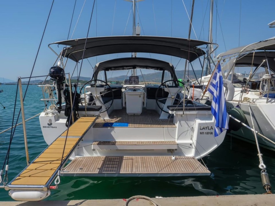 Oceanis 46.1 Layla | Yacht Charter Greece | Travelboat