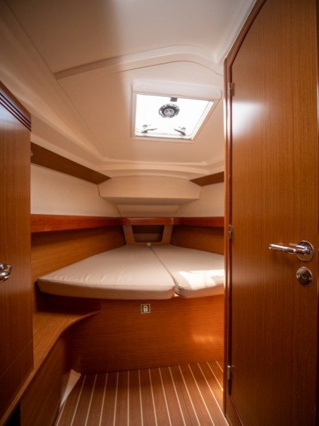 Jeanneau Sun Odyssey 42i Mila