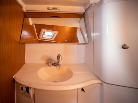 Jeanneau Sun Odyssey 42i Mila