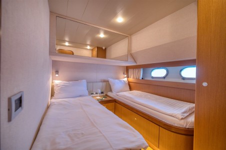 Ferretti Yachts 681 | Yacht Charter Croatia | Travelboat