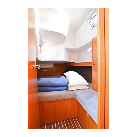 Bavaria Yachtbau Bavaria Cruiser 37 - 3 cab. Kedi