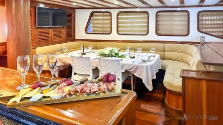 Unknown Sirena Sirena