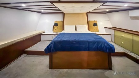 Unknown Sirena Sirena