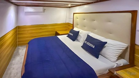 Unknown Sirena Sirena