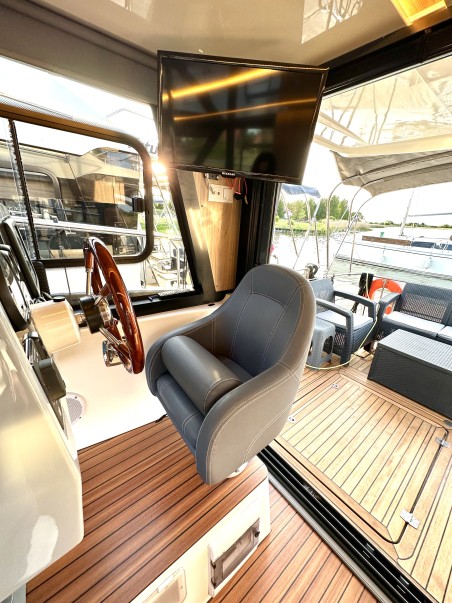 FUTURA 40 80KM SOLANO