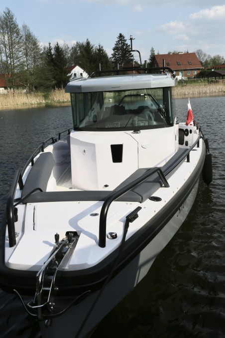 Axopar 28 Cabin Brabus Line SNO