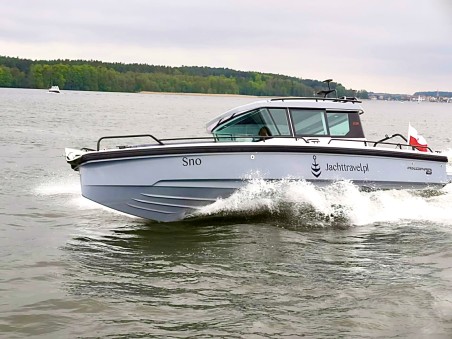 Axopar 28 Cabin Brabus Line SNO