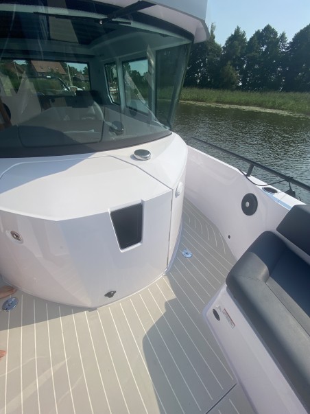 Axopar 28 Cabin Brabus Line SNO