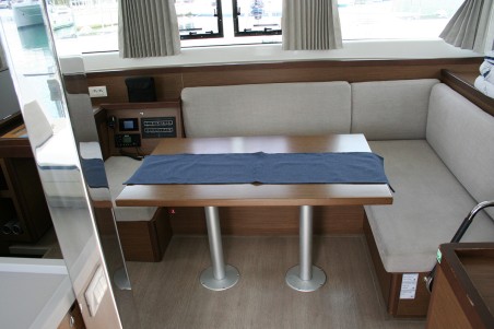 Lagoon 40 - 4 + 2 cab | Czarter jachtu Chorwacja | Travelboat