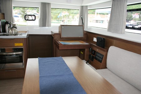 Lagoon 40 - 4 + 2 cab | Czarter jachtu Chorwacja | Travelboat