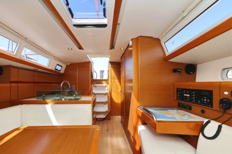Sun Odyssey 389 | Yacht Charter Croatia | Travelboat