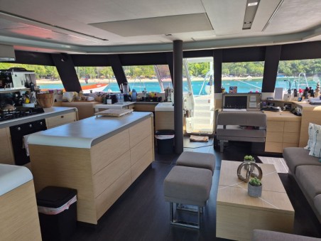 Fountaine Pajot Samana 59 | Yacht Charter British Virgin Islands | Travelboat