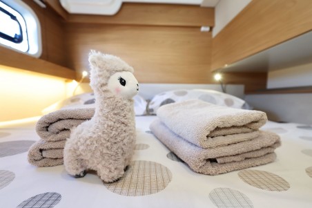 Bali Catspace OW | Czarter jachtu Chorwacja | Travelboat