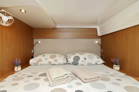 Bali Catspace OW | Czarter jachtu Chorwacja | Travelboat