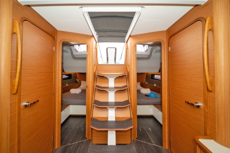 Dufour Yachts Dufour 44 - 4 cab One Heart