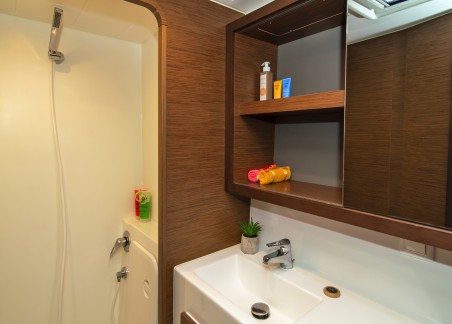 Lagoon-Bénéteau Lagoon 42 - 4 + 2 cab. Karteria