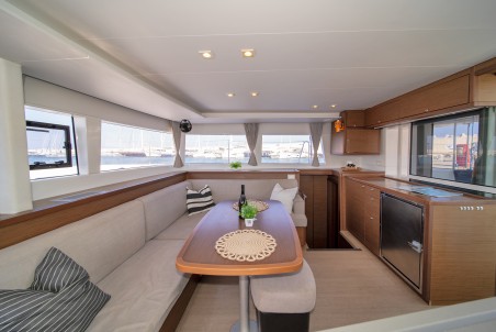 Lagoon-Bénéteau Lagoon 450 F - 4 + 2 cab. Thetis