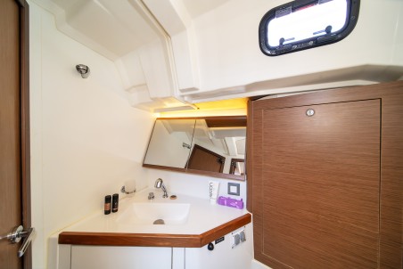 Bénéteau Oceanis 46.1 Rebekka Blue