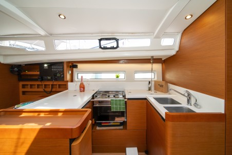 Jeanneau Sun Odyssey 440 - 4 cab. Navillera