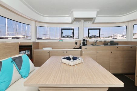 Lagoon-Bénéteau Lagoon 38 - 3 + 2 cab. Nami