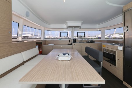 Lagoon-Bénéteau Lagoon 38 - 3 + 2 cab. Nami