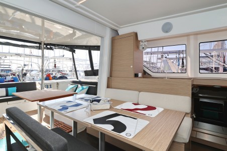 Lagoon-Bénéteau Lagoon 38 - 3 + 2 cab. Nami