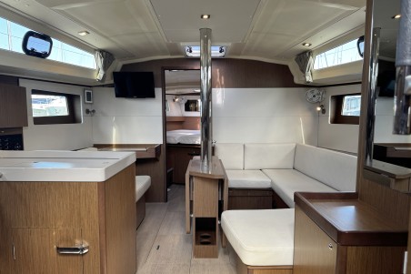 Bénéteau Oceanis 41.1 All Winds