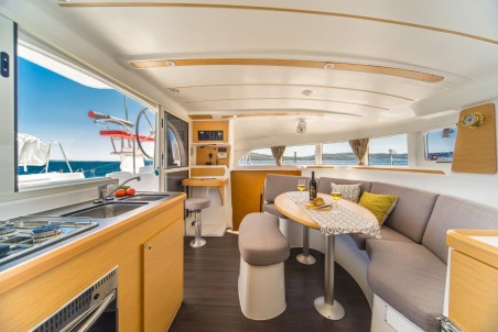 Lagoon-Bénéteau Lagoon 380 - 4 + 2 cab. Queen Mia