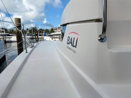 Catana Group Bali 4.2 - 4 + 1 cab. Invictus