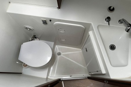 Lagoon-Bénéteau Lagoon 42 - 4 + 2 cab. Belight