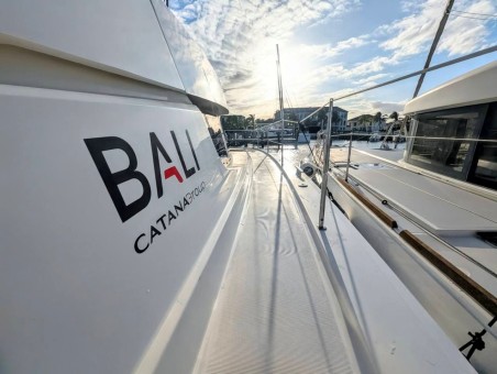 Bali 4.4 - 4 + 2 cab. | Yacht Charter Bahamas | Travelboat