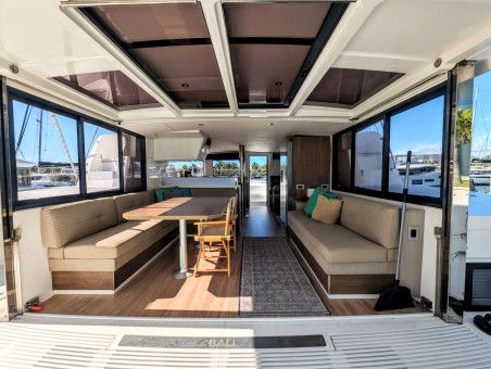 Catana Group Bali 4.4 - 4 + 2 cab. SAGA